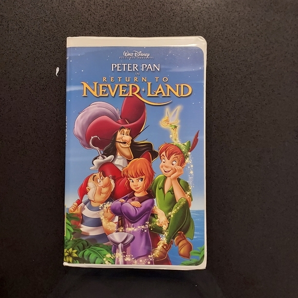Walt Disney Peter Pan Return to Never Land vhs - Picture 1 of 4